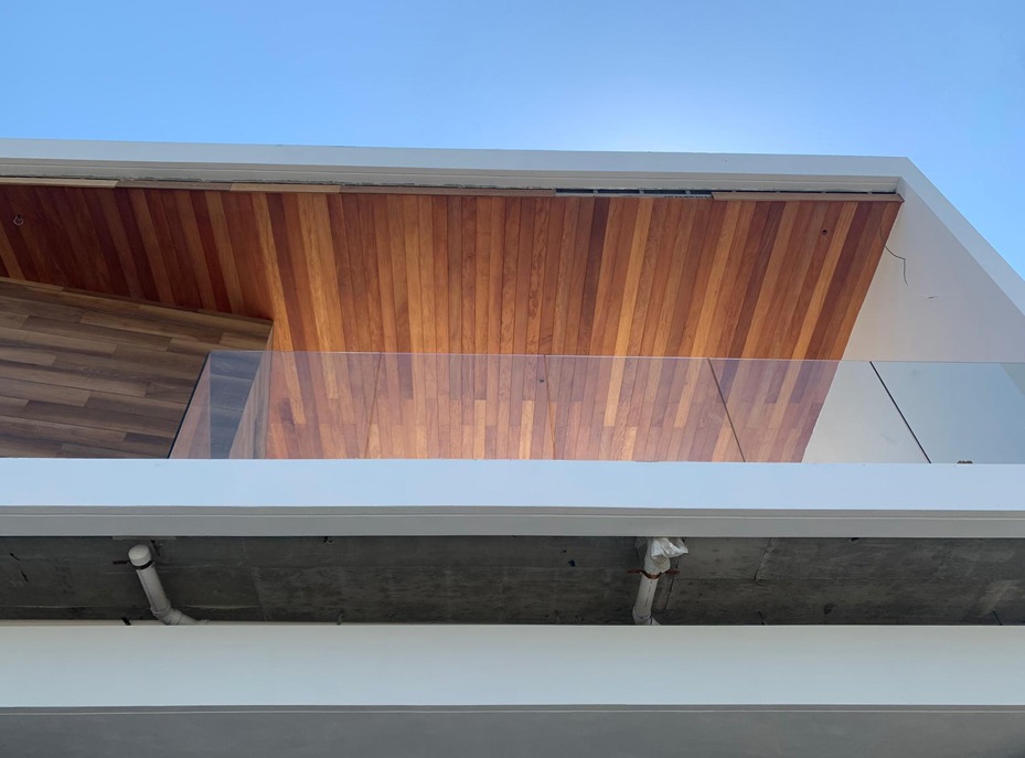 Garapa wood decking