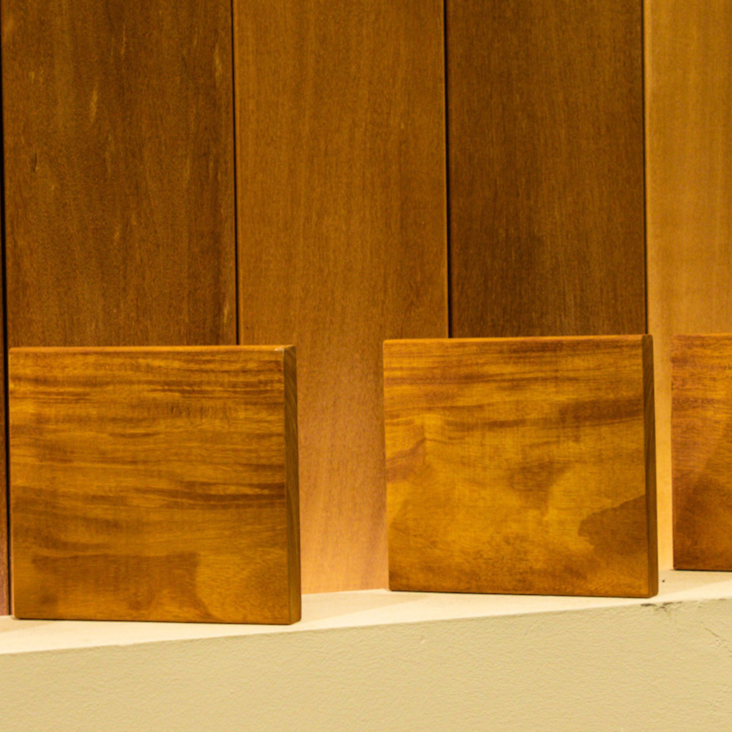 Samples of Garapa wood